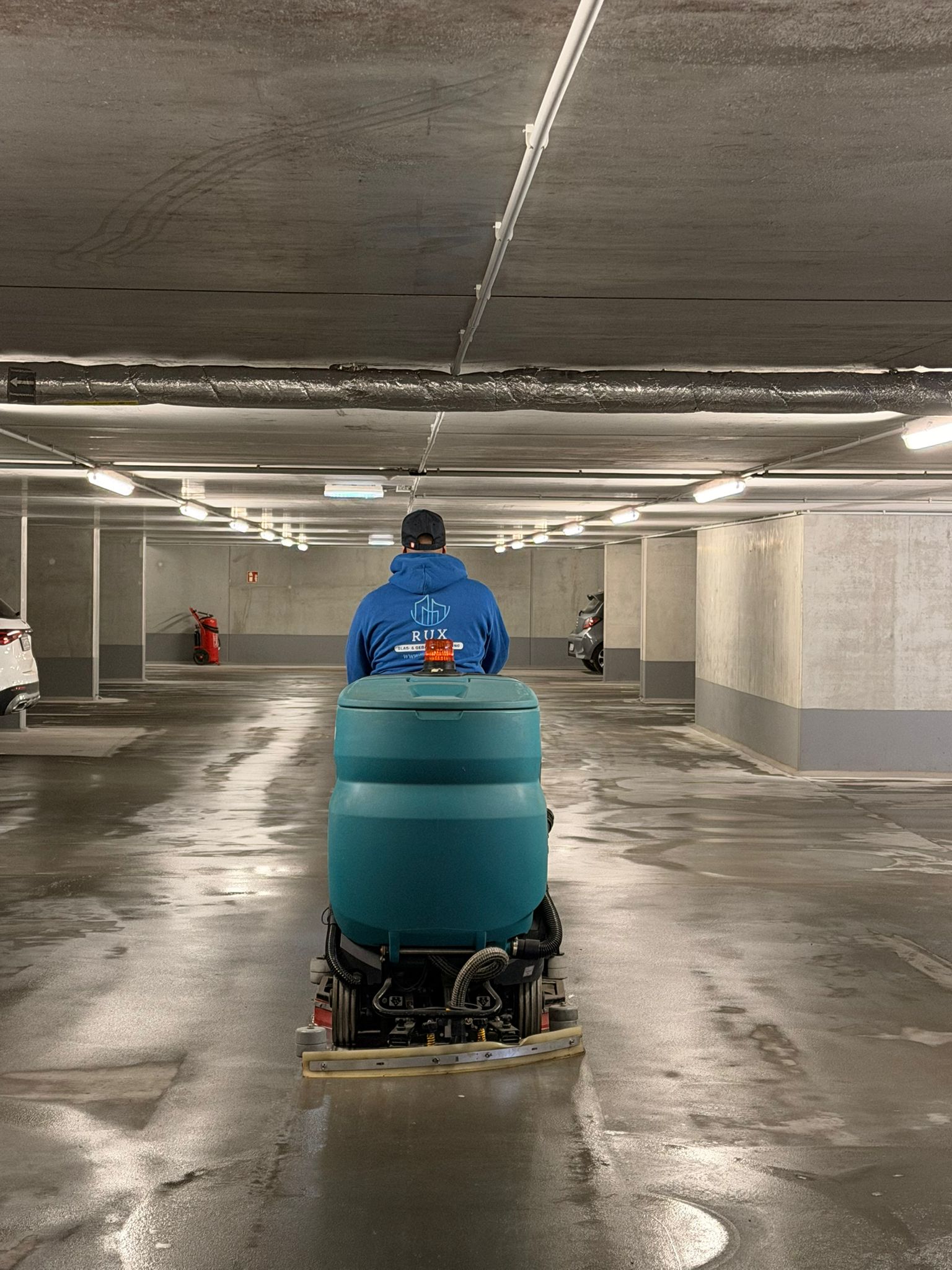 Tiefgaragenreinigung in Düsseldorf – RUX GmbH